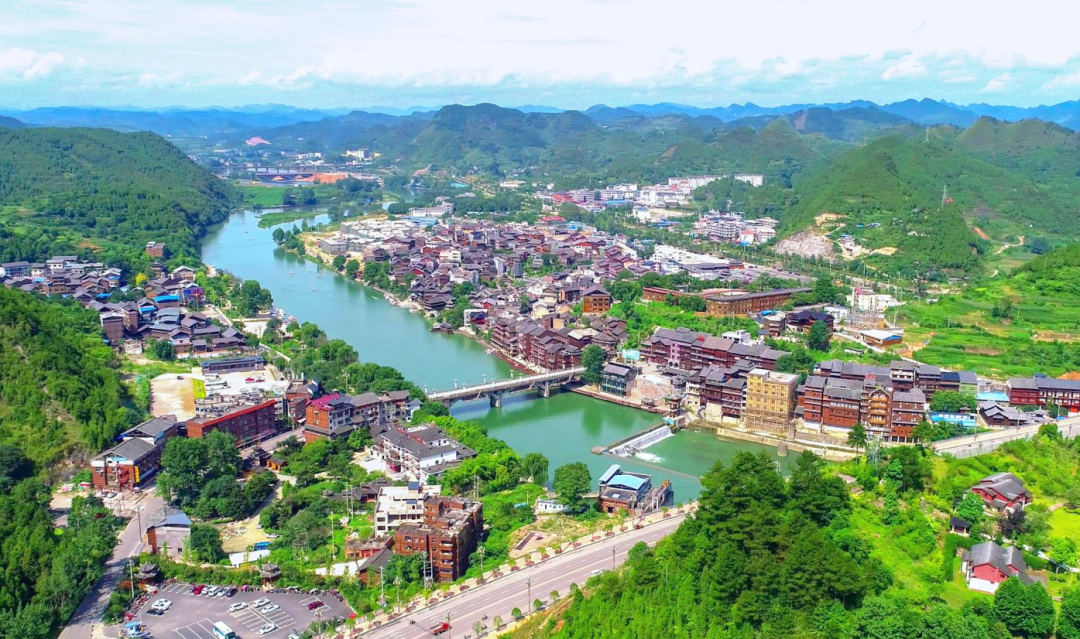 美翻了我的村⑯ | 贵州省凯里市下司镇：和煦新风至 美景入画来