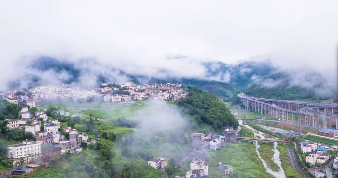 美翻了我的村第89期 | 贵州省望谟县新屯村：谱写民族村寨乡村振兴新篇章