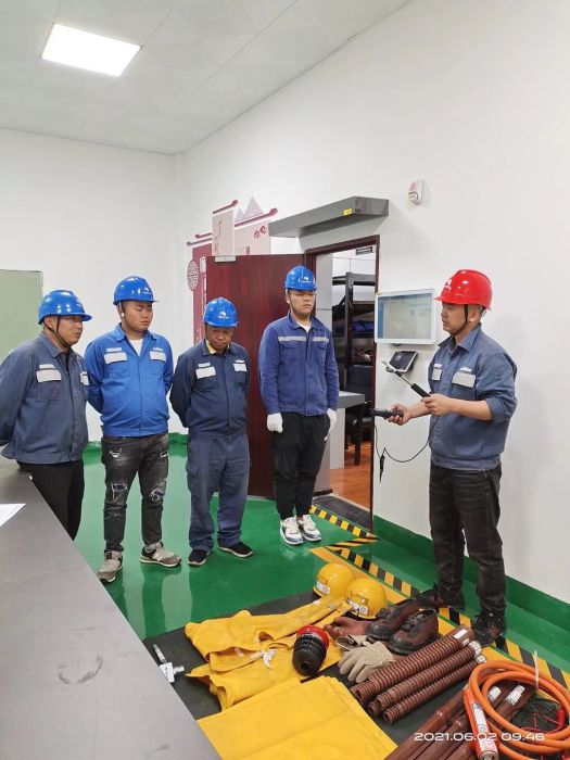 350d777ee53d489baa6a54553fe44430_s.jpg 350d777ee53d489baa6a54553fe44430_s.jpg